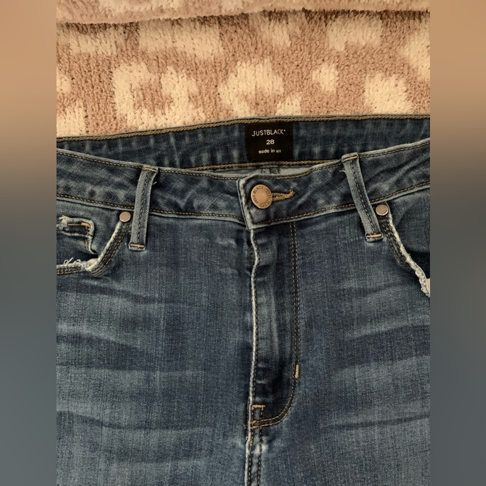 Just Black, Size 28 raw hem jeans